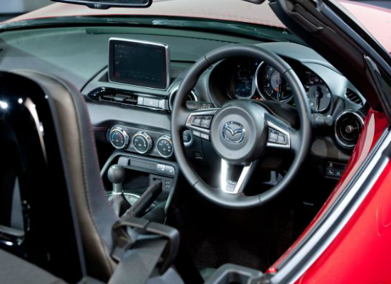 Mazda MX-5 Interior